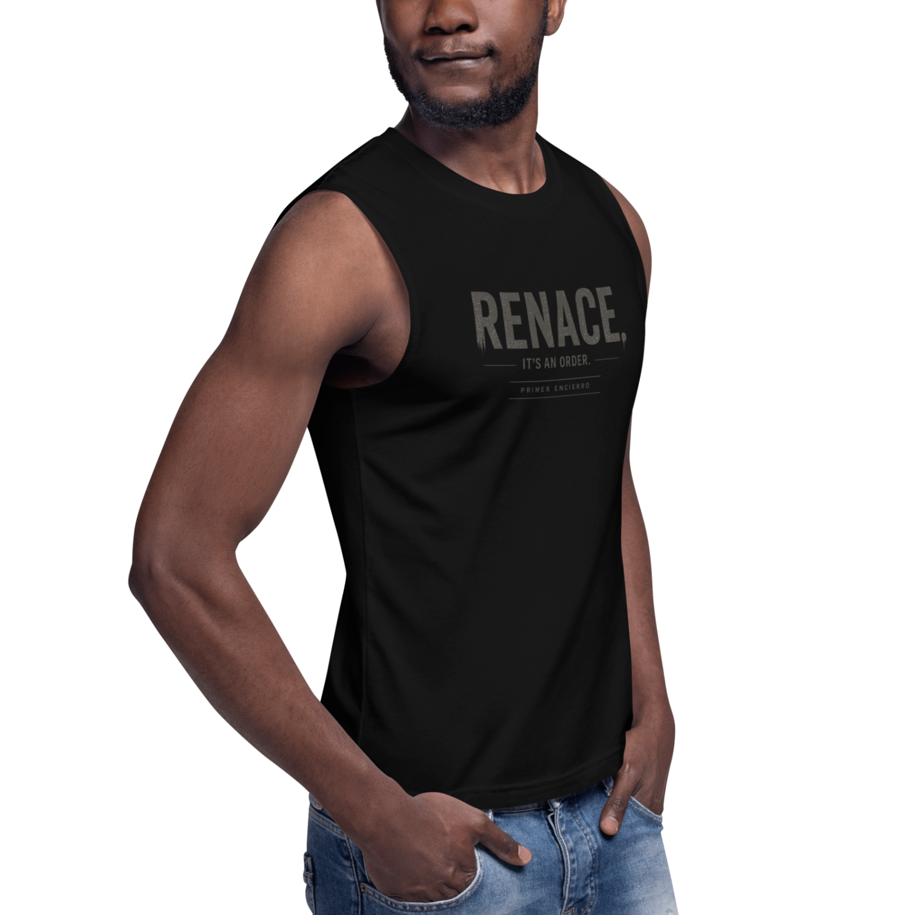 Muscle tank K-34 SIN CADENAS® con RENACE. IT'S AN ORDER. — PRIMER ENCIERRO al frente y EVERY STORY HAS AN ORIGIN. K-34 vertical al reverso